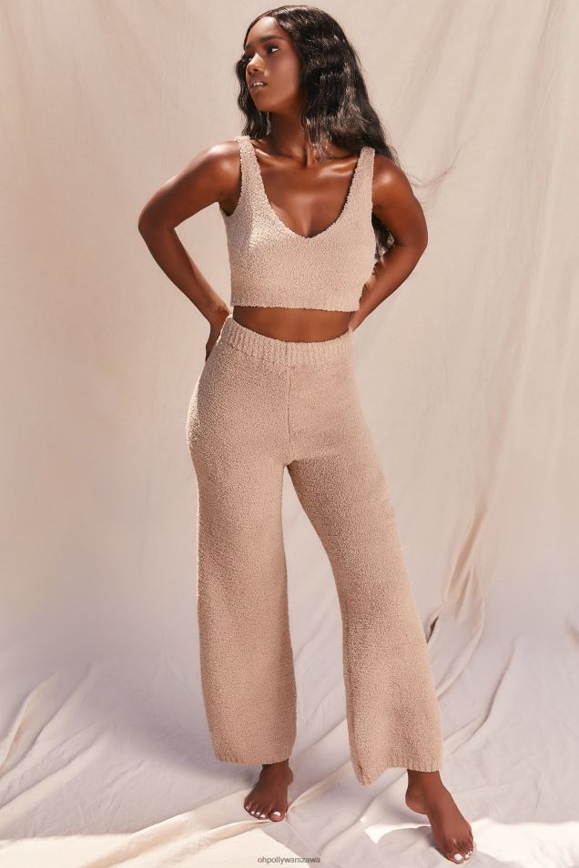 pozostańmy w wygodnym podkoszulku z dekoltem w kształcie litery V 2FZ0T686 piasek Oh Polly