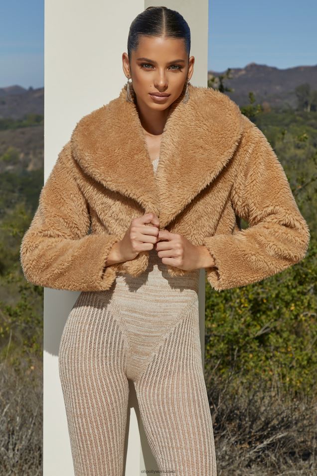 zawijana, krótka pluszowa kurtka z kołnierzykiem typu oversize 2FZ0T828 dębnik Oh Polly