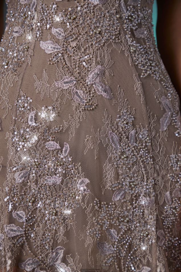 Sukienka mini z koronką lalita 2FZ0T275 kolor ciemnoszary Oh Polly