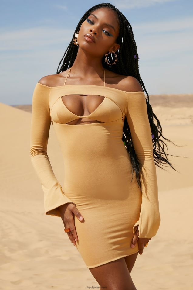 Sukienka mini z wycięciem na ramionach i ciepłym piaskiem 2FZ0T183 beżowy Oh Polly